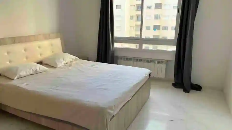 Studio Spacieux à Jardin de Carthage - Vue 4