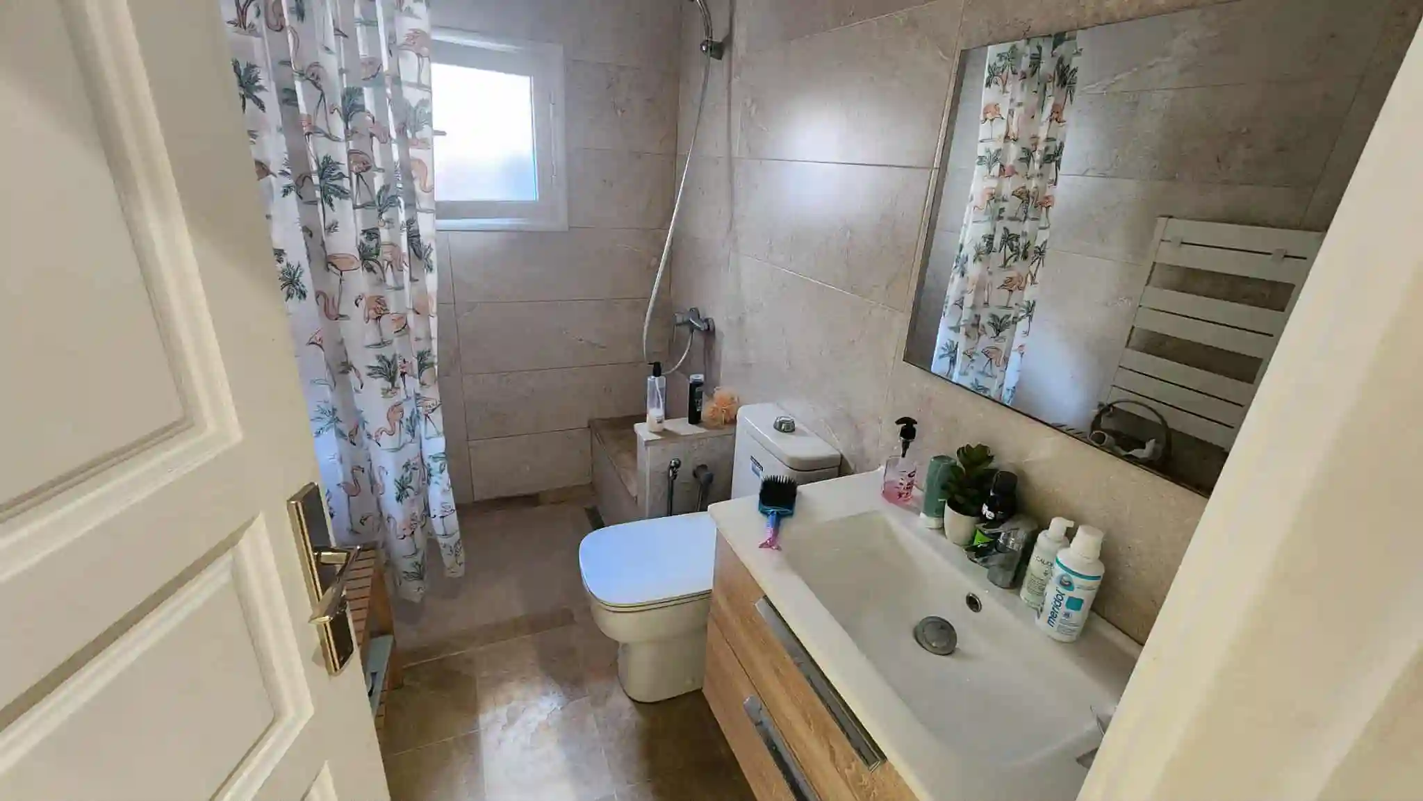 Villa Plus Trois Appartements à L'aouina à El Aouina - Vue 1