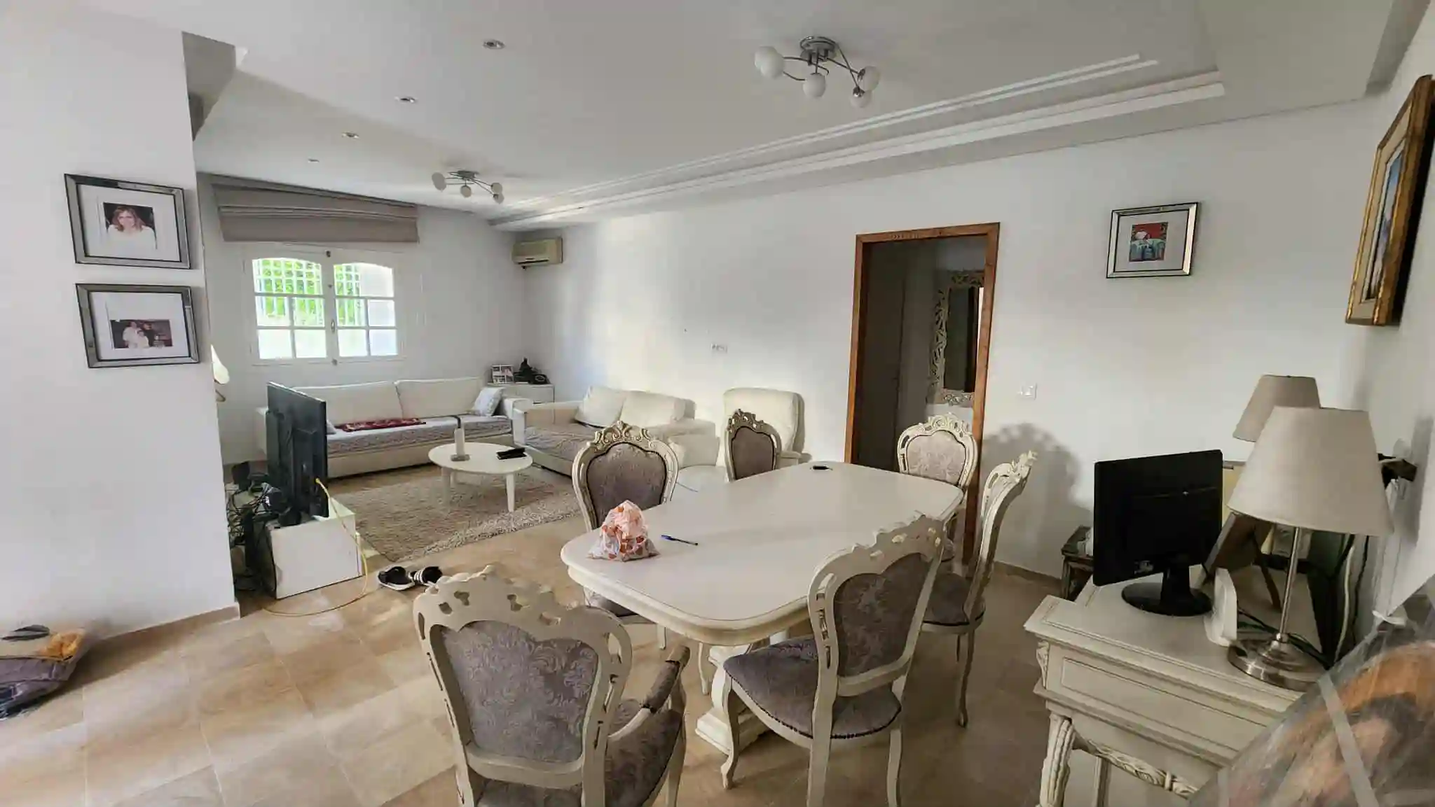 Villa Plus Trois Appartements à L'aouina à El Aouina - Vue 4